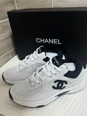 ℒChanel sneakers panda colorwayℒ